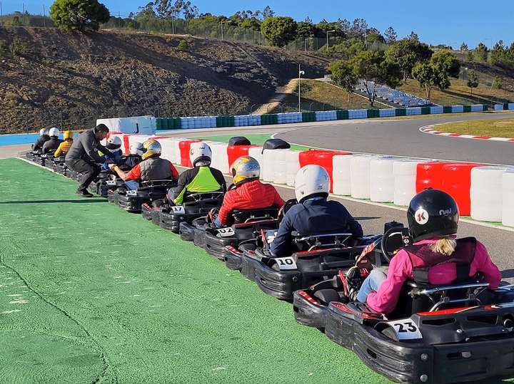 Course de Karting à Portimão avec le Club Suisse d'Algarve