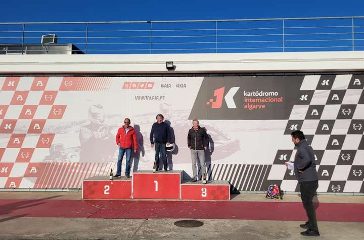 Course de Karting à Portimão avec le Club Suisse d'Algarve